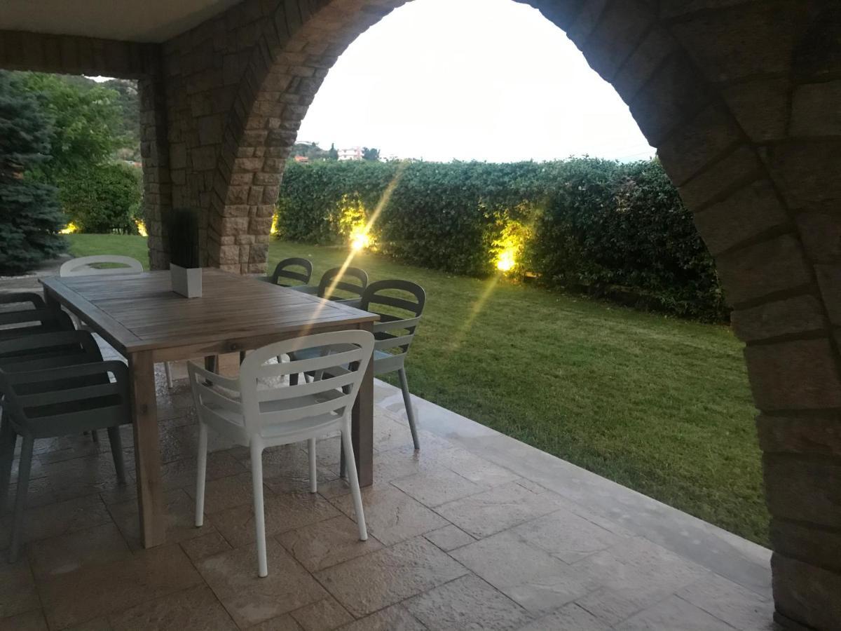 Aerides Luxury Villa PalaiónTsiflíkion 外观 照片