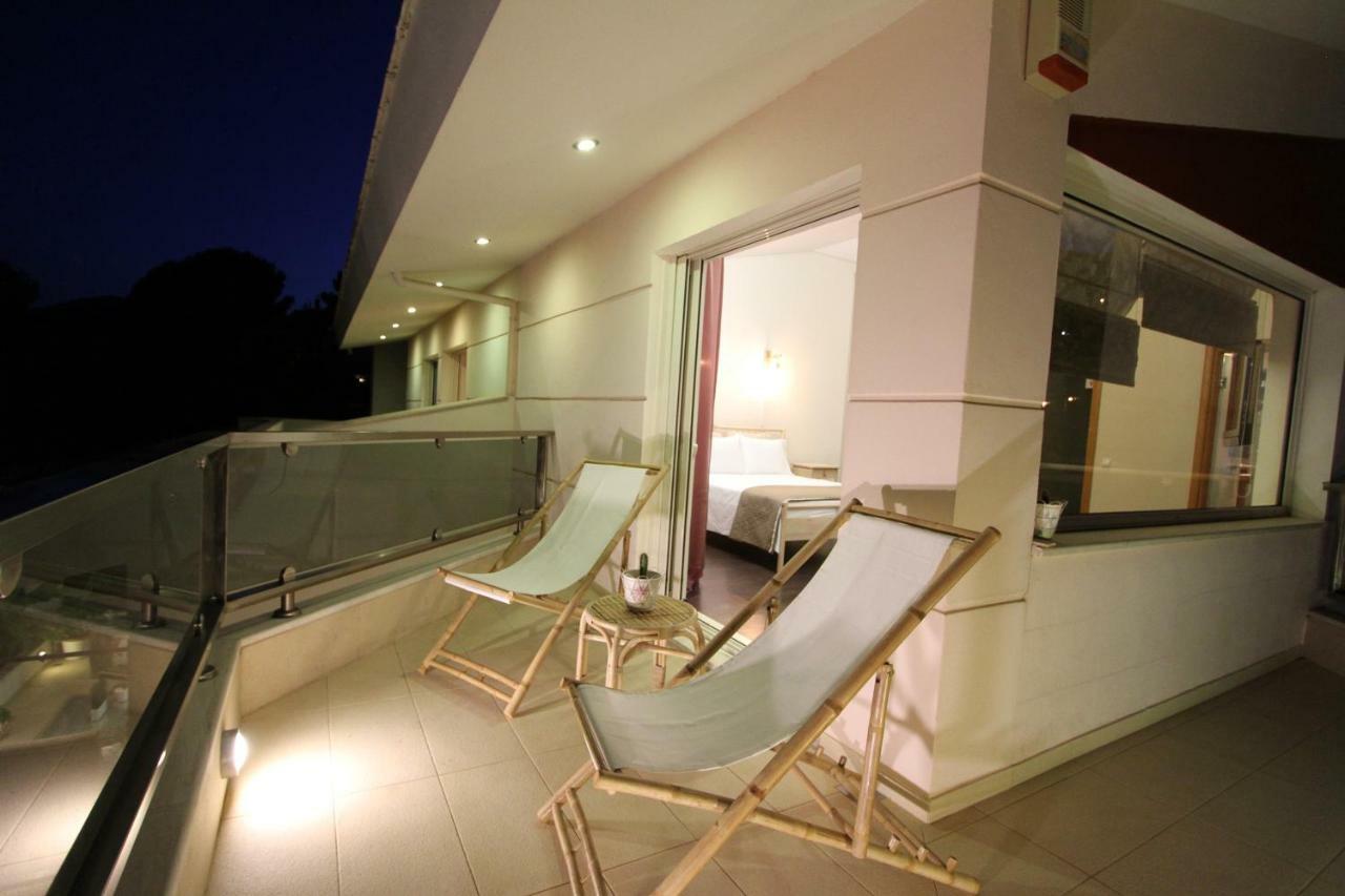 Aerides Luxury Villa PalaiónTsiflíkion 外观 照片